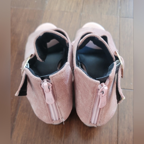 Gorgeous Women Peep Toe Chunky Heeled Sandal Boots - Picture 6 of 8